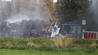 B12 Unfall eines GefahrgutLkw bei Haag [upl. by Cired]