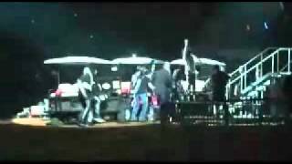 Terrible kiss concert intro  booed  Houstons rodeo March 2011 [upl. by Haerb990]