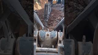 Volvo Excavator Cleaning 🧹 Jaw Crusher 😮🤷🏼‍♂️ hardwork [upl. by Ronacin75]