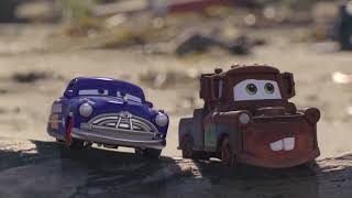 Disney•Pixar Cars Daredevil Garage  Testrit op het strand  Disney NL AD [upl. by Wilkinson]