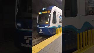 Light Rail in Seattle lightrailtransit seattle lofiasmr asmrsounds asmrtravel lightrail [upl. by Gentry734]