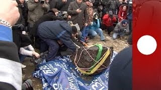 Encuentran un fragmento de 570 kg del meteorito que cayó en Rusia [upl. by Tunk]