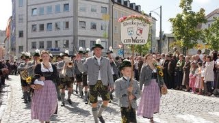 Herbstfest ErntedankFestzug durch Rosenheim [upl. by Cacia]