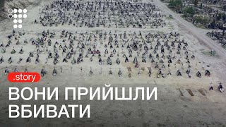 «Він би ще жив якби quotосвободітеліquot не прийшли» — історія родини з Бучі [upl. by Gnilhsa61]