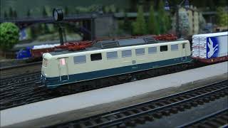 Spur N BR150 Minitrix zieht Hobbytrain Containertragwagen [upl. by Dardani]