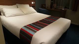 Travelodge London UK tour inside Finsbury Park Hotel with ensuite England [upl. by Quill]