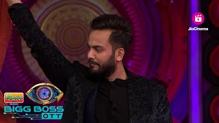 Bigg Boss OTT 2  Elvish Yadav Lifts The Trophy  Grand Finale  Salman Khan  JioCinema [upl. by Ahsimek]