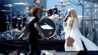 Papa Roach  Gravity feat Maria Brink  Fort Rock 2017 [upl. by Sivi853]