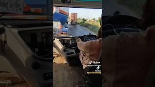 Road rage in Pakistan Pakistan raodrage omg roads funny Asia driving driver drive bus [upl. by Edasalof]