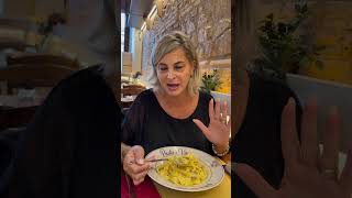 Non puoi stare a dieta li 😂 valeriovaramo mamma coppia shortsvideo ridere [upl. by Elbam]