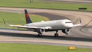 DO THEY NEED MORE PRACTICE Delta A321 Arrives Atlanta Runway 26R [upl. by Erle]