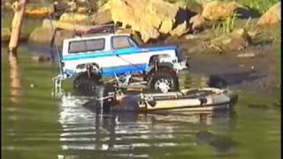 Rc Scale Proline Blazer launching inflate boat on trailer [upl. by Albertina93]