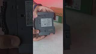 GV3P18 Motor circuit breaker unboxing [upl. by Hernardo]