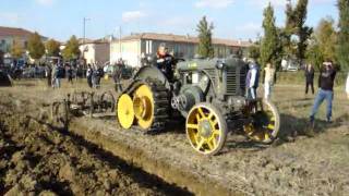 Aratura con trattori testacalda Landini Orsi alla Fiera di San Simone 2011 a Mirabello FE [upl. by Isabelita]