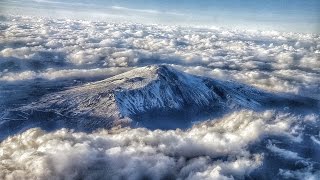 Alba Etna dal Rifugio Sapienza  Viaggiare in Sicilia [upl. by Ahsercel]