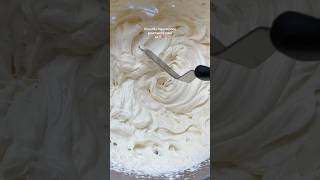 Recette de chantilly mascarpone pour bento cake recettefacile patisserie chantilly [upl. by Sianna]