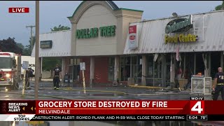 Melvindale grocery store fire [upl. by Churchill667]