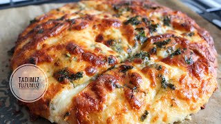 BU SARIMSAKLI EKMEK TARİFİ SİZİ ZİRVE YAPACAK Garlic Bread Recipe Tadımıztuzumuz [upl. by Vergil]