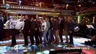 Beyaz Ahmet Kural ve Murat Cemcirden Sivas Halayı Beyaz Show 2013 Twitter SivasHalayi [upl. by Yablon380]