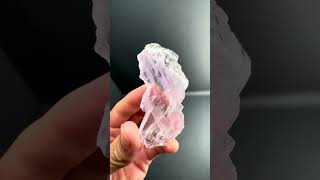 Etched Floater Kunzite from Afghanistan  FAM Auctions  Kunzite [upl. by Jeffy]