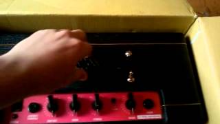 unboxing vox pathfinder bass 10 [upl. by Nnaytsirk]