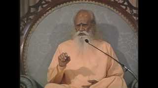 quotHow a Yogi Eatsquot A Talk by Swami Satchidananda Integral Yoga [upl. by Polinski]