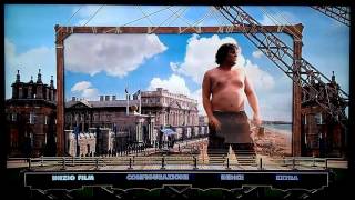 Gullivers Travels  2010  Bluray Menu [upl. by Anawahs]