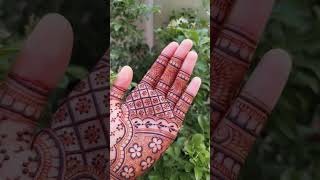 Karwa Chauth special mehndi karwachauth simplemehndi latestmehndi newdesign fronthandmehndi [upl. by Goddard]