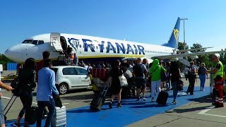 TRIP REPORT  Ryanair 737800 NEW CABIN  Berlin Schönefeld to East Midlands  Budget Airline [upl. by Oribelle]