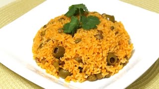 Rice with Pigeon Peas Arroz Con Gandules  Moro de Guandules Dominicano [upl. by Hynda188]