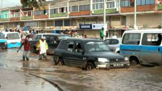 Chuvas e os seus Estragos em Luanda Angola o mal que ela trás [upl. by Blackwell405]