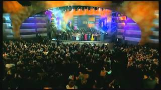 gloria gaynor celia cruz  i will survive homenaje a celia cruzwmv  YouTubeflv [upl. by Nehtan314]