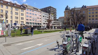 Der Bozner Platz im Zentrum von Innsbruck im April 2021 [upl. by Eeralih]