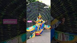 කොහොමද ඒ දෙන්නගේ නැටුම Peacock dance වේරගොඩ පෙරහැර shorts 🦚🦚🦚😎👍 [upl. by Teleya]