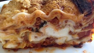 Lasagna bolognese ricetta facile [upl. by Nicola]