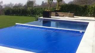 Aquamatic Swimming Pool cover Infinity Edge [upl. by Downe]