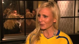 Louise Löfgrens möhippa  Bonde söker fru TV4 [upl. by Anaylil]