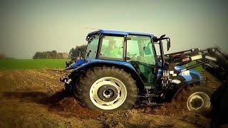 Wyrywanie gruszy ㋡ New Holland T5040☆Engine Sound ☆ [upl. by Lesiram907]