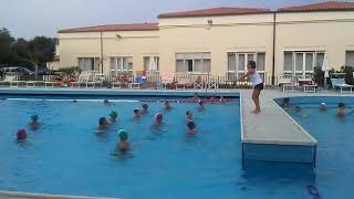 Lezione di acqua gym al villaggio turistico [upl. by Tella]