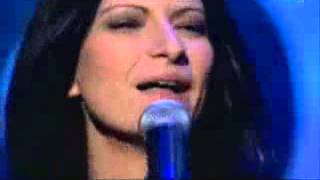 Laura Pausini  Surrender  Top Of The Pop Belgium 2002 [upl. by Hatti]