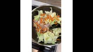 Easy yakisoba recipe [upl. by Drhacir619]