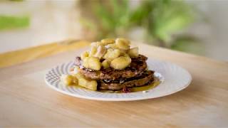 Pancake alla banana la ricetta light [upl. by Lewanna]