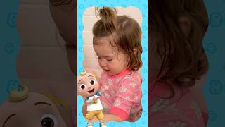 Bubble Bath Bedtime Routine Big Sister Helping Baby Sister cocomelon shorts [upl. by Nic]