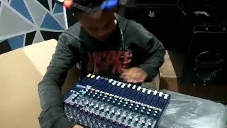 UNBOXING MIXER SOUNDCRAFT EFX12 CHINA [upl. by Anilatac]