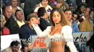 CARNAVALES DE GUALEGUAY 1995  COMPARSA SISI REINA [upl. by Yanrahs]