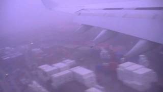 Virgin Australia flight from Perth to Sydney stormy approach and bumpy landing [upl. by Mathis]