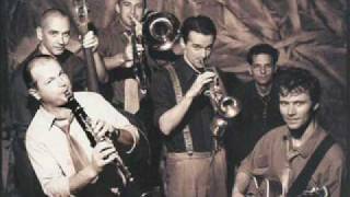 Hot Jazz Band  Kislany kezeket fel [upl. by Paulita]