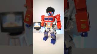 REAL TRANSFORMING OPTIMUS PRIME [upl. by Emarej]