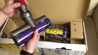 DYSON V10 Cyclone Cordless 2018  Unboxing amp Review [upl. by Perren]