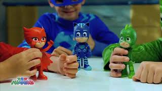 Giochi Preziosi  PJ Masks Personaggi parlanti e costumi [upl. by Sashenka]